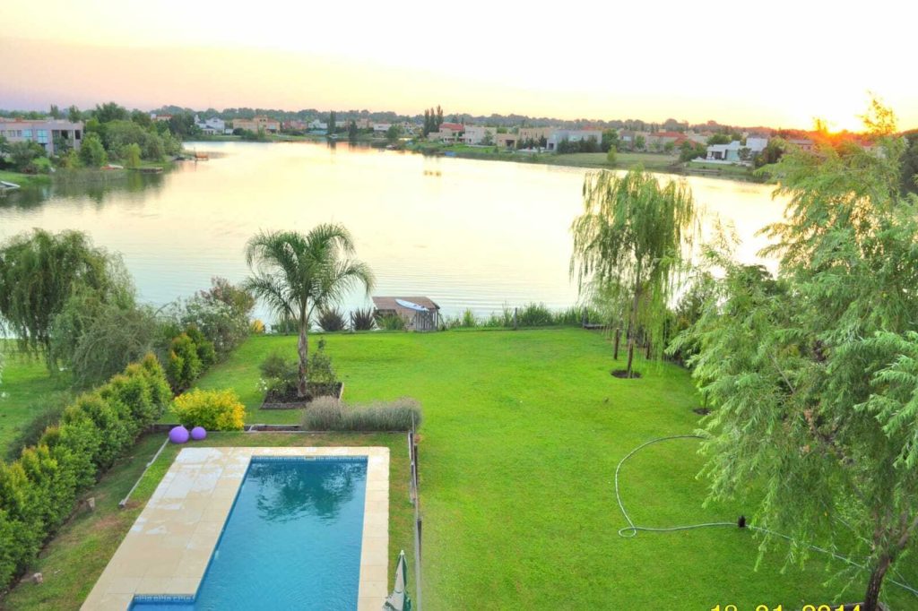 Casa Chalet en Venta en Santa Catalina, Villanueva, Tigre